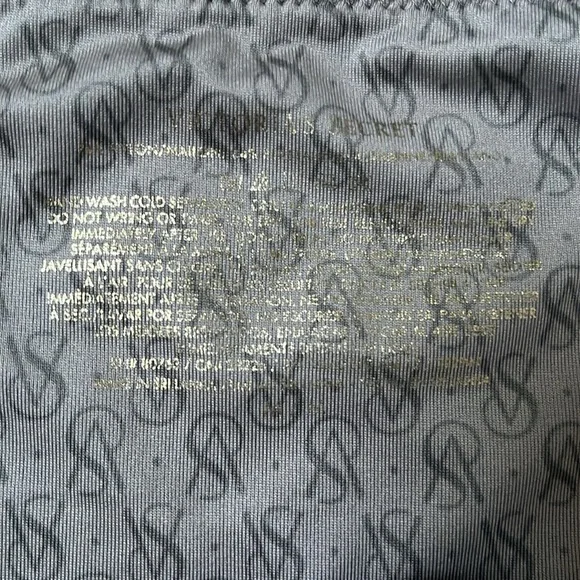 Victoria Secret bikini - Picture 5 of 8